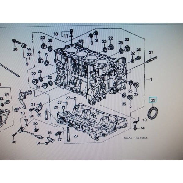 uszczelniacz-olejowy-tyl-silnika-87x104x10-arai-honda (1).jpg